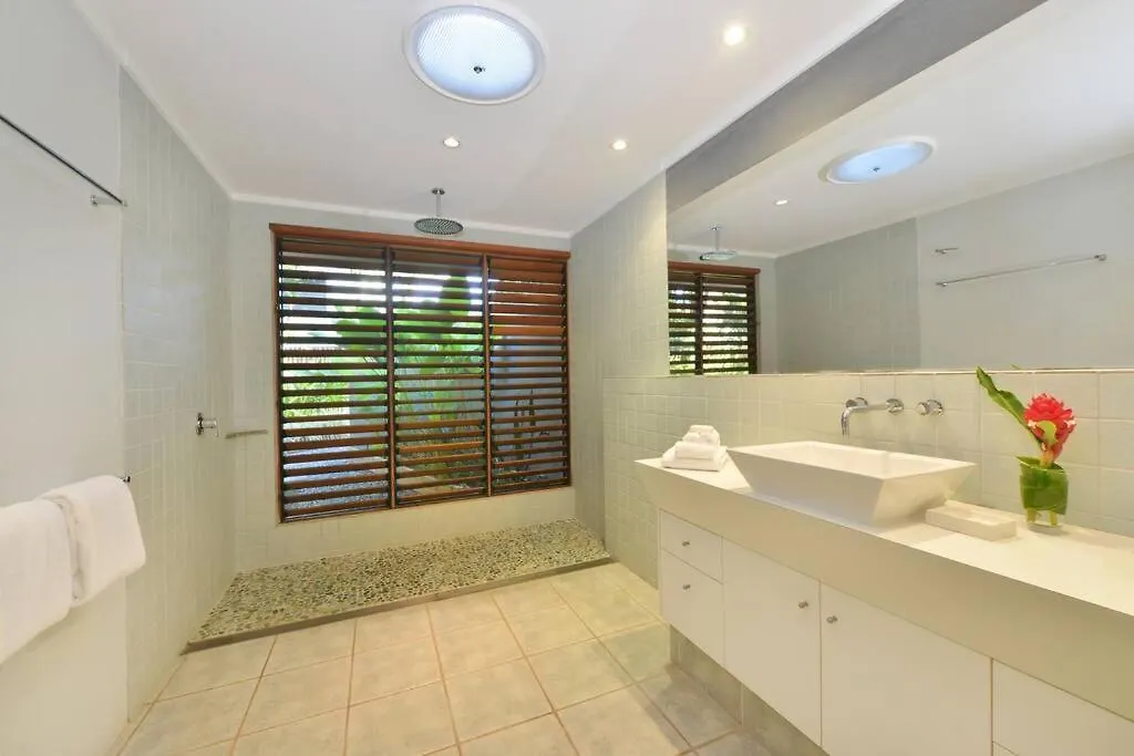Cassowary Villa 2 - A Short Level Walk To Town 道格拉斯港